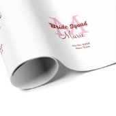 Brautkommando hinzufügen Name Monogramm Brautjungf Geschenkpapier (Rolleneckpunkt)