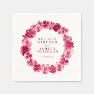 Brautkranz auf der Blume des Hochzeitsrosa Serviette