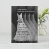 Brautmittagessen-hübsche Brautjungfern-Kleider Einladung (Stehend Vorderseite)