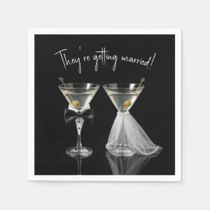 Brautpaar-Hochzeitsfeier mit Martini-Cocktails Serviette