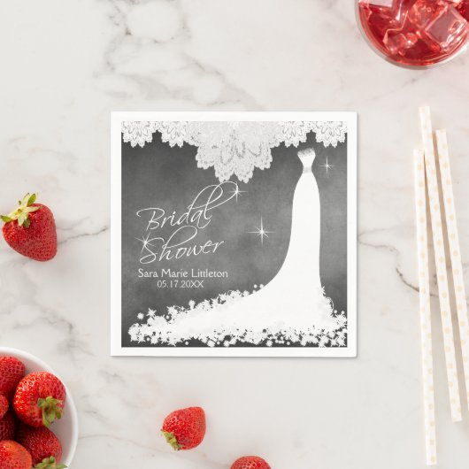 Brautparty Chalkboard mit weißer Spitze & gegossen Serviette (Beispiel)