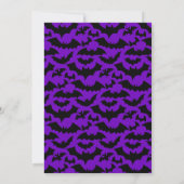 Brautparty | Halloween Lila Bat Pattern Einladung (Rückseite)