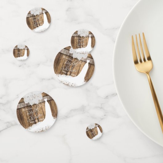 Brautparty in rustikalem Holz und Weißen Spitzen Konfetti (Gruppe)