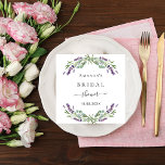 Brautparty Lavendel Eukalyptus Serviette<br><div class="desc">Ein stilvoller weißer Hintergrund mit violetten Lavendel-Blume und Eukalyptusgrün. Personalisieren und fügen Sie einen Namen und ein Datum hinzu.</div>