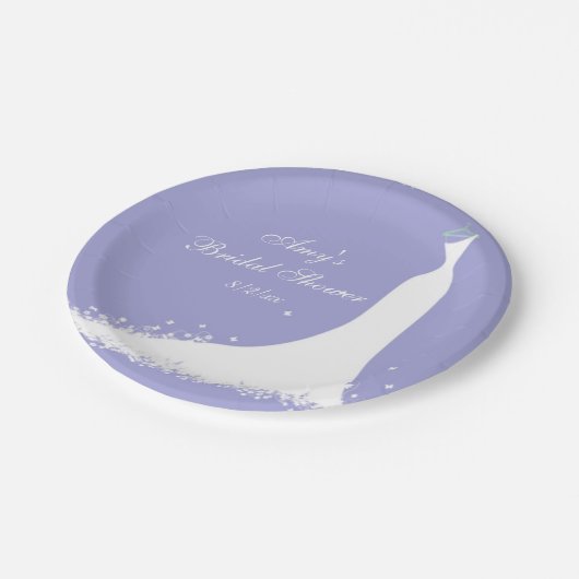 Brautparty, Lavendel, weiße Schmetterlinge Pappteller (Schrägansicht)