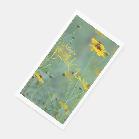 Brautparty Minimalistisch Gelbe Wildblume Serviette (Ecke)
