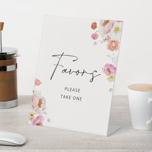 Brautparty mit farbigen Blumenfavoriten Sockelschild (In SItu)