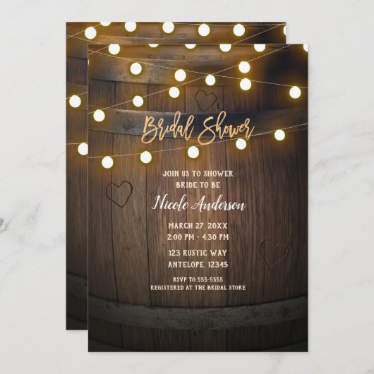 Brautparty mit hölzernem Barrel Herzbeleuchtung Einladung (Vorne/Hinten)