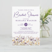 Brautparty mit lila Wildblumen Einladung (Stehend Vorderseite)