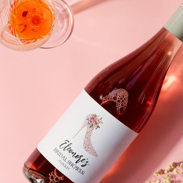 Brautparty mit rosa High Heels Schaumweinetikett