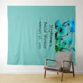 Brautparty Monogramm Name Floral Nebel Blau Aquama Wandteppich (Beispiel (Horizontal))