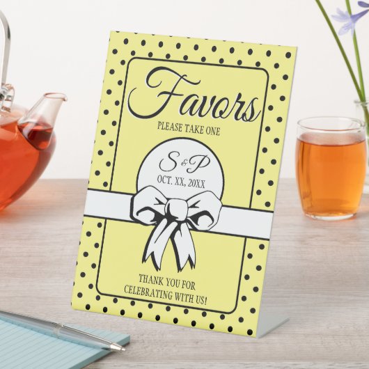 Brautparty Vintag Polka Dots Bows Lemon Gelb Sockelschild (In Situ)