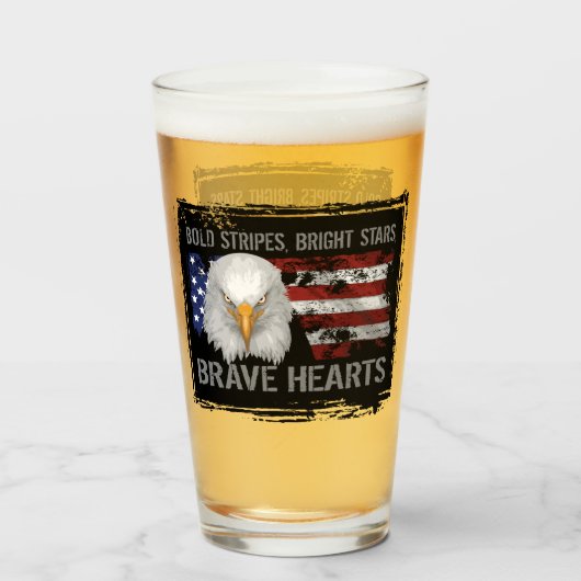 Brave American Hearts Glas (Vorne (Gefüllt))