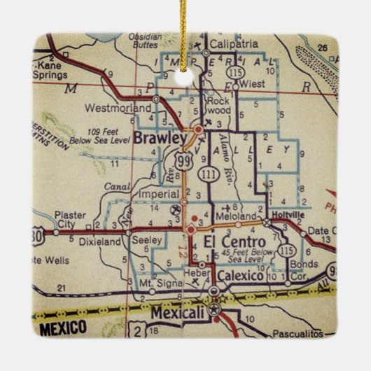 Brawley CA Retro Map Keramikornament (Rückseite)