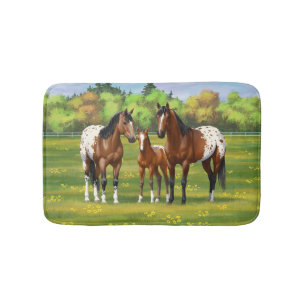 Brawn Bay Appaloosa Pferde im Sommer Weide Badematte