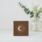Brawn Beige Minimal Moderne Celestial Sun Moon Quadratische Visitenkarte (Stehend Vorderseite)
