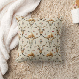 Brawn Cream Tribal Native Feathers Skulls Kissen