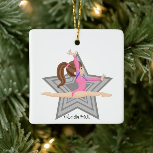 Brawn Haired Gymnast Girl Gymnastik Weihnachten Keramikornament (Baum)