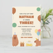 Brawn Little Capy Baby Capybara Kinder Spaß Geburt Einladung (Stehend Vorderseite)