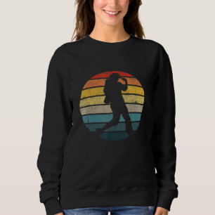 Breakdance Dancer-Silhouette auf einem angeschlage Sweatshirt
