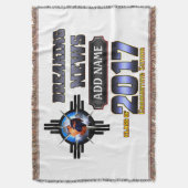 Breaking News Class of 2017 Throw Blanket Decke (Vorderseite Vertikal)