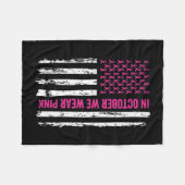 Breast Cancer Awareness Ribbon Flag In October We Fleecedecke (Vorderseite (Horizontal))