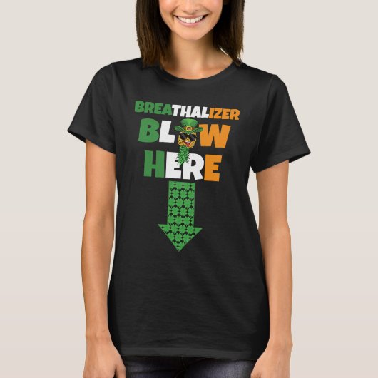 Breathalizer Blow Here St Patricks Day Pineapple S T-Shirt (Vorderseite)