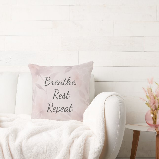 Breathe Rest Repeat Elegant Blush Pink Floral Kissen (Liege)