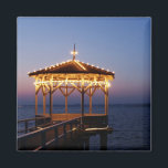 Bregenz in Österreich am Bodensee Souvenir Magnet<br><div class="desc">Ein einsamer Pavillon am See,  ein Foto am Bodensee in Bregenz.</div>