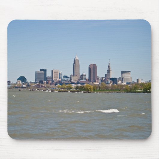 Breite Schuss-Cleveland-Skyline Mousepad (Vorne)