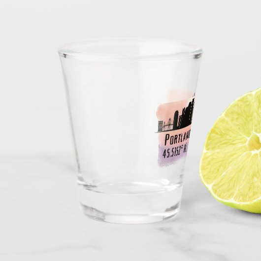 Breitengrad und Länge der Portland- oder Stadtsyli Schnapsglas (Links)