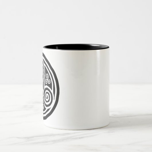 Breizh triskele zweifarbige tasse (Mittel)