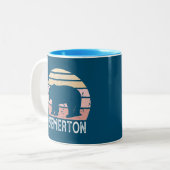 Bremerton Washington Retro Bear Zweifarbige Tasse (Vorderseite Links)