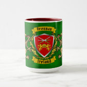 Brennan Irish Shield & Griffins Personalisiert Tasse (Zentrum)