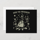 Brennen der Patriarchy Spooky Feminist Skelette Postkarte (Vorne/Hinten)