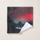 Brennende Wolken, Nebel und Berge Monogramm Badhandtuch Set (Waschlappen)