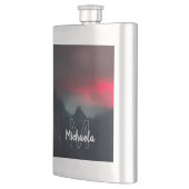 Brennende Wolken, Nebel und Berge Monogramm Flachmann (Links)