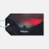 Brennende Wolken, Nebel und Berge Monogramm Geschenkanhänger (Rückseite Horizontal)