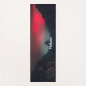 Brennende Wolken, Nebel und Berge Monogramm Yogamatte (Vorderseite)