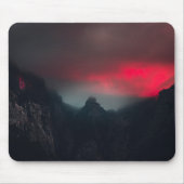 Brennende Wolken, Nebel und Berge Mousepad (Vorne)