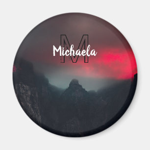 Brennende Wolken, Nebel und Monografie der Berge i Magnet