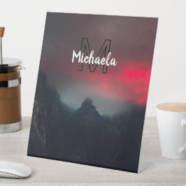 Brennende Wolken, Nebel und Monografie der Berge i Sockelschild