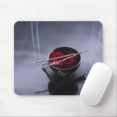 Brennender Weihrauch auf Schüssel Blumenblätter Mousepad (Mit Mouse)