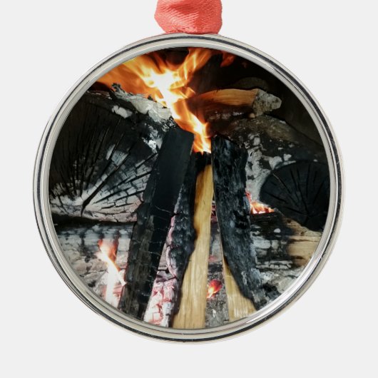 Brennholz Silbernes Ornament (Vorne)