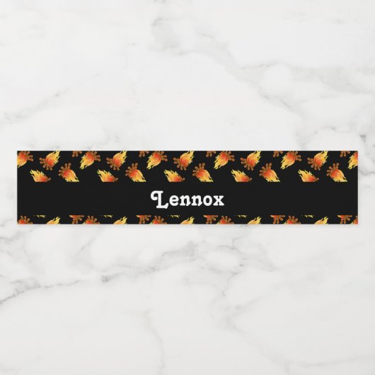 Brennholzmuster auf schwarz wasserflaschenetikett (Einzelnes Label)