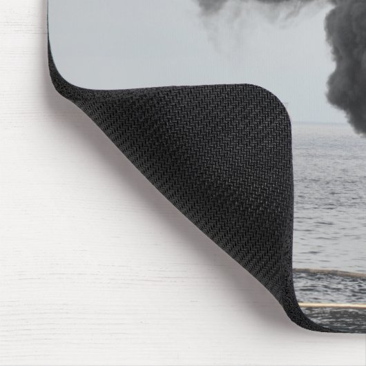 Brennstoffe mit konzentriertem Öl Mousepad (Ecke)