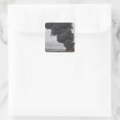 Brennstoffe mit konzentriertem Öl Quadratischer Aufkleber (Tasche)