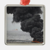 Brennstoffe mit konzentriertem Öl Silbernes Ornament (Vorne)