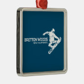 Bretton Woods New Hampshire Snowboarder Ornament Aus Metall (Rechts)