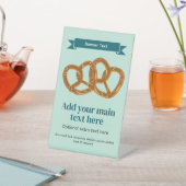 Bretzel Party Thema - Salate Snacks und Ihr Text Sockelschild (In SItu)